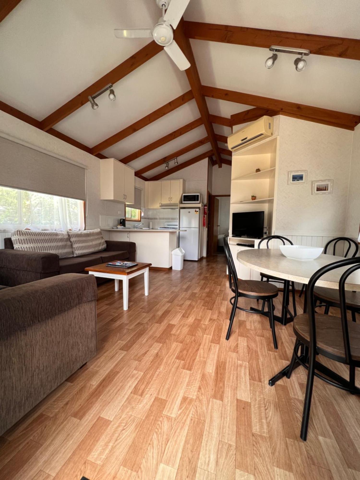 Ocean Grove Holiday Park Exterior foto